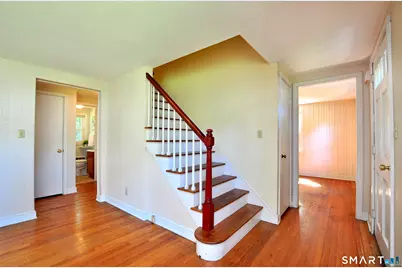 5 Robin Road, Simsbury, CT 06070 - Photo 15