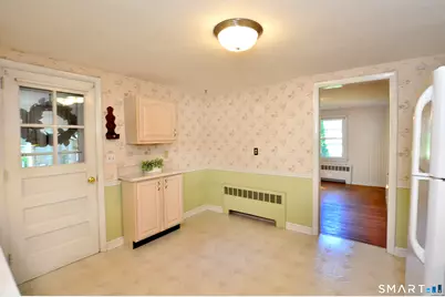 5 Robin Road, Simsbury, CT 06070 - Photo 9