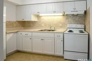 2 Hamre Ln, Branford, CT 06405 - Photo 9