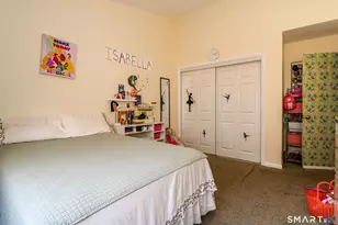 18 Amsterdam Ave, Bridgeport, CT 06606 - Photo 7