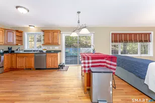110 Oakwood Cir, Bristol, CT 06010 - Photo 7