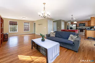 110 Oakwood Cir, Bristol, CT 06010 - Photo 15
