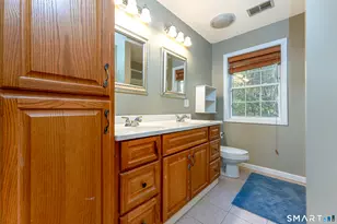 110 Oakwood Cir, Bristol, CT 06010 - Photo 23