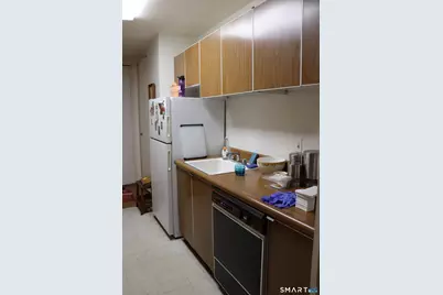 31 Woodland Street #1J, Hartford, CT 06111 - Photo 7