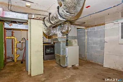 36 Peck Street, Norwich, CT 06360 - Photo 25