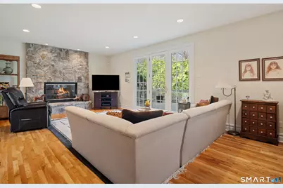 42 Dogwood Lane, Stamford, CT 06903 - Photo 17