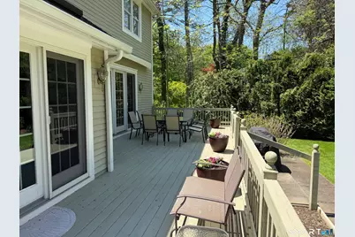 42 Dogwood Lane, Stamford, CT 06903 - Photo 17