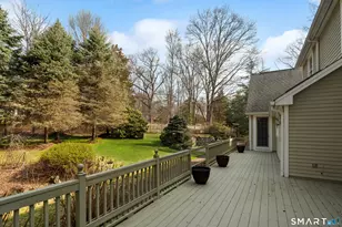 42 Dogwood Ln, Stamford, CT 06903 - Photo 37