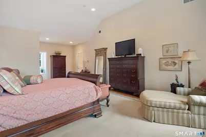 42 Dogwood Lane, Stamford, CT 06903 - Photo 25