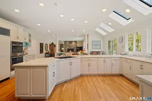 42 Dogwood Ln, Stamford, CT 06903 - Photo 13