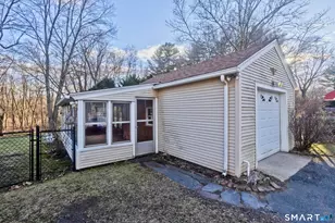 248 Elm St, Enfield, CT 06082 - Photo 27