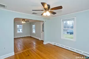 248 Elm St, Enfield, CT 06082 - Photo 9