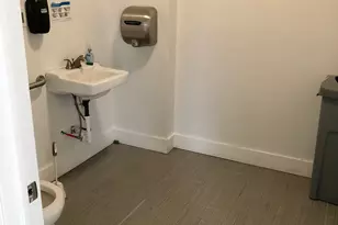 19 Derby Ave, Derby, CT 06418 - Photo 9