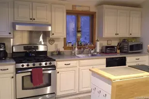 29 Hunts Brook Rd, Waterford, CT 06375 - Photo 9