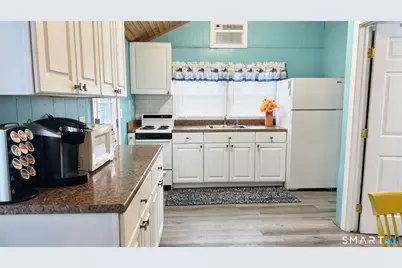 16 North Street, Madison, CT 06443 - Photo 11