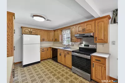 170 Pamela Avenue, Groton, CT 06340 - Photo 11