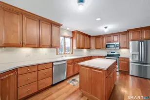 10 Devonshire Dr, South Windsor, CT 06074 - Photo 13