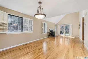 23 Wood Duck Ln, Simsbury, CT 06081 - Photo 9