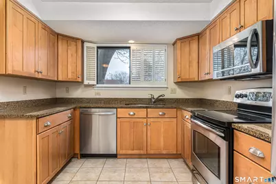 23 Wood Duck Lane #23, Simsbury, CT 06081 - Photo 11