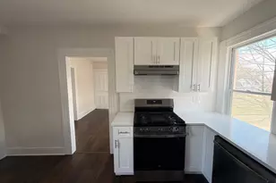 316 W Main St, Milford, CT 06460 - Photo 15