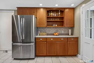 7 Grimes Brook Pl, Simsbury, CT 06070 - Photo 3