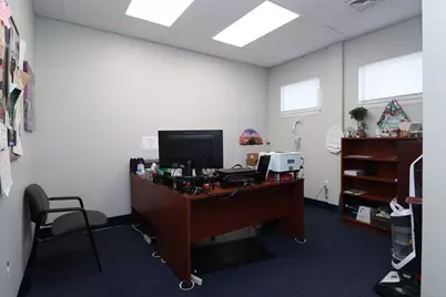 631 Farmington Avenue, Hartford, CT 06105 - Photo 9