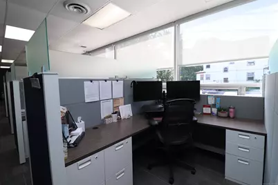 631 Farmington Avenue, Hartford, CT 06105 - Photo 25