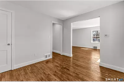 130 Greenfield Avenue, Stratford, CT 06614 - Photo 7