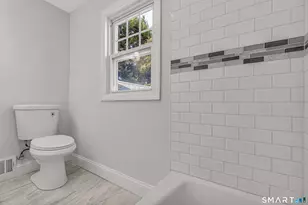 130 Greenfield Ave, Stratford, CT 06614 - Photo 13