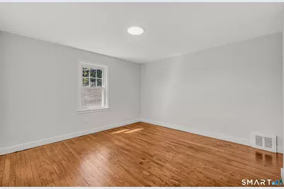 130 Greenfield Avenue, Stratford, CT 06614 - Photo 21