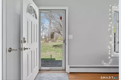 31 Longmeadows Road, Wilton, CT 06897 - Photo 5