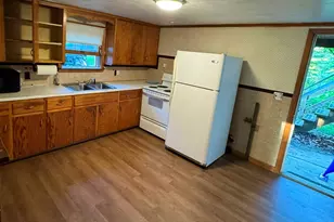 77 Chapman St, Putnam, CT 06260 - Photo 25