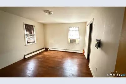 147 Trumbull Avenue, Bridgeport, CT 06606 - Photo 9