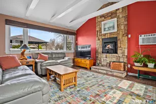 4 Apple Blossom Ln, Danbury, CT 06811 - Photo 15