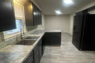 220 French St, Watertown, CT 06795 - Photo 3