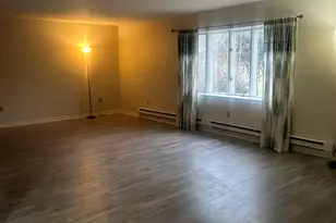 220 French St, Watertown, CT 06795 - Photo 9