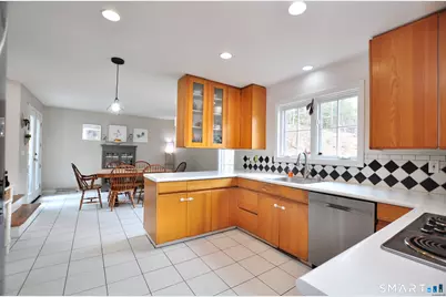 28 Great Pond Road, Simsbury, CT 06070 - Photo 21