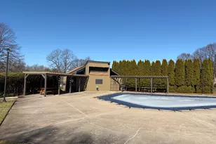 216 Natchaug Dr, Meriden, CT 06450 - Photo 35