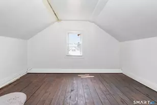 1406 Wood Ave, Bridgeport, CT 06604 - Photo 23