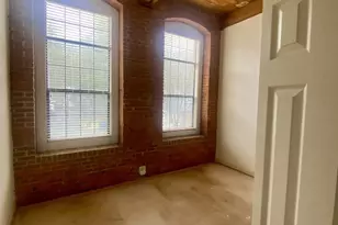 16 Vernon Ave, Vernon, CT 06066 - Photo 9