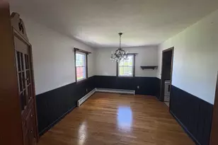 16 Raymond Rd, Woodbridge, CT 06525 - Photo 1