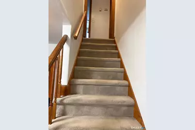 16 Raymond Road, Woodbridge, CT 06525 - Photo 9