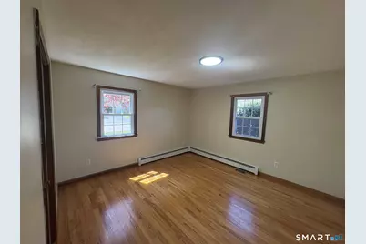 16 Raymond Road, Woodbridge, CT 06525 - Photo 3