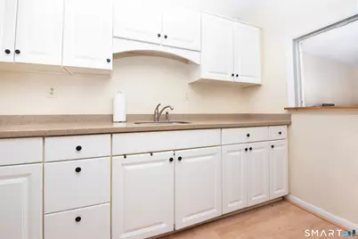 2370 North Avenue #2G, Bridgeport, CT 06604 - Photo 5