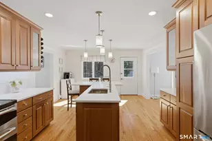 45 Indian Hill Rd, Farmington, CT 06032 - Photo 9