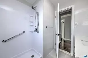 206 Bridgeview Pl, Stratford, CT 06614 - Photo 21