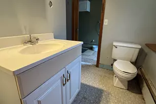 105 Ursini Dr, Hamden, CT 06514 - Photo 33