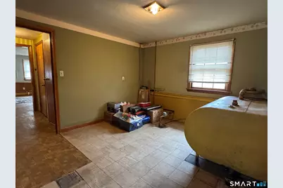 105 Ursini Drive, Hamden, CT 06514 - Photo 35