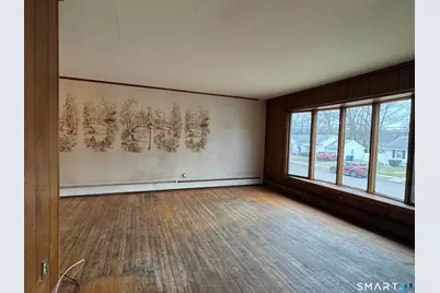 105 Ursini Drive, Hamden, CT 06514 - Photo 9