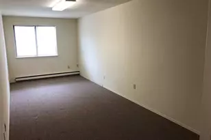 6 Bouton St E, Stamford, CT 06907 - Photo 9